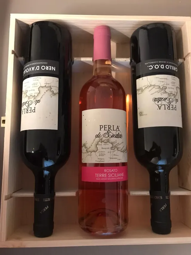 Sicilia Vini Pregiati Cassetta Legno regalo